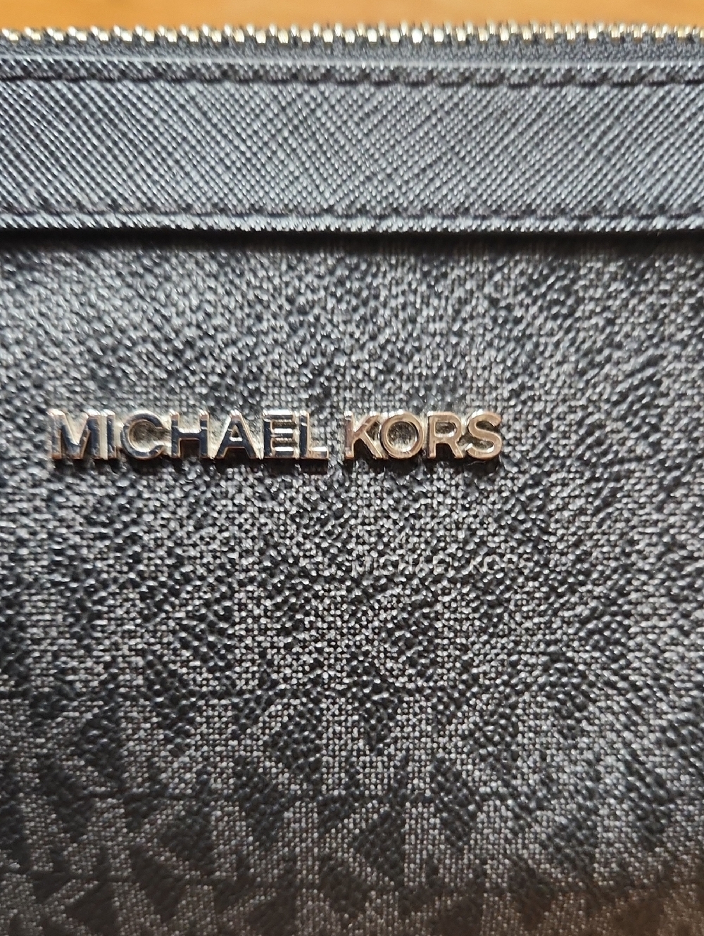 Logo Michael Kors Shoulder/Crossbody Bag - Picture 6 of 9